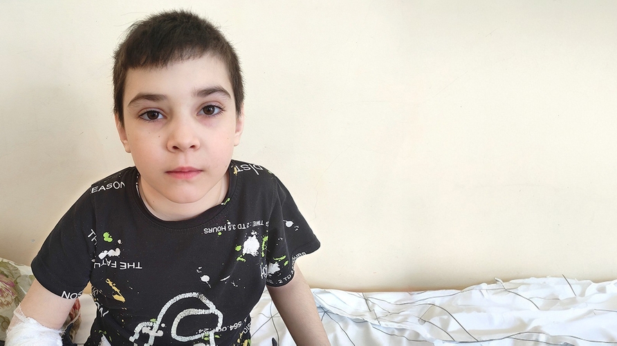 https://newcdn.worldvita.ru/static/img/23386/g_thumb6_child_cat_big2.jpg