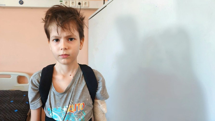 https://newcdn.worldvita.ru/static/img/23848/g_thumb6_child_cat_big2.jpg