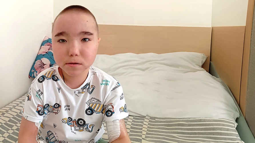 https://newcdn.worldvita.ru/static/img/24004/g_thumb6_child_cat_big2.jpg
